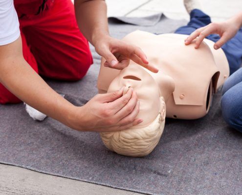 Emergency first aid and health courses at GSTS